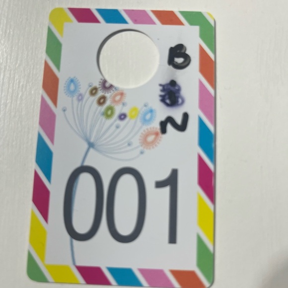 Old navy women’s vneck pull over long sleeve sweater size medium. - Picture 7 of 7